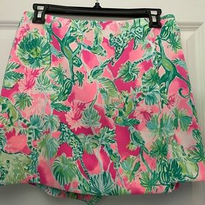 Adorable Lilly  Pulitzer Skort - excellent condition